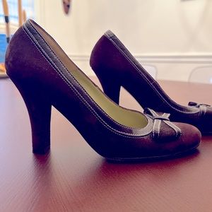 Chocolate brown suede heels by Alberto Zago